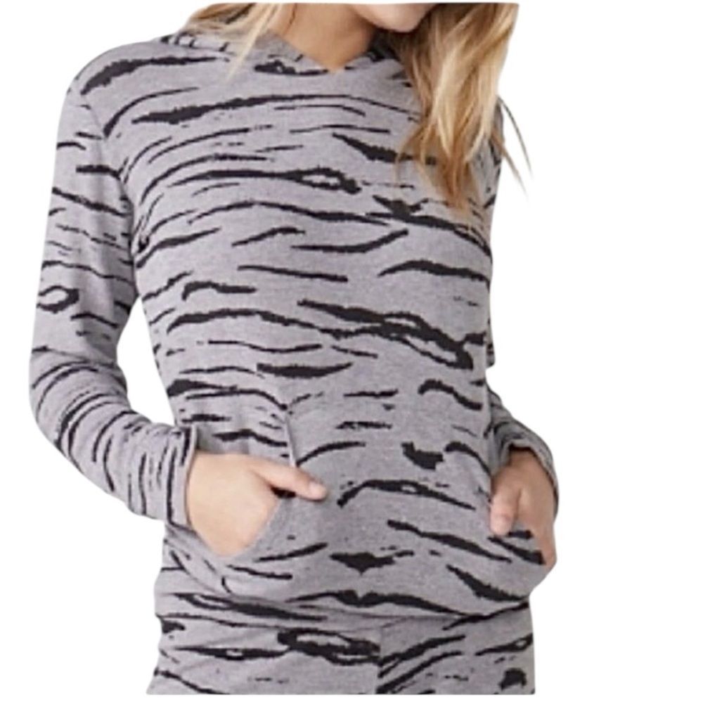 Monrow Gray and Black Zebra Print Women's pullover hoodie size small